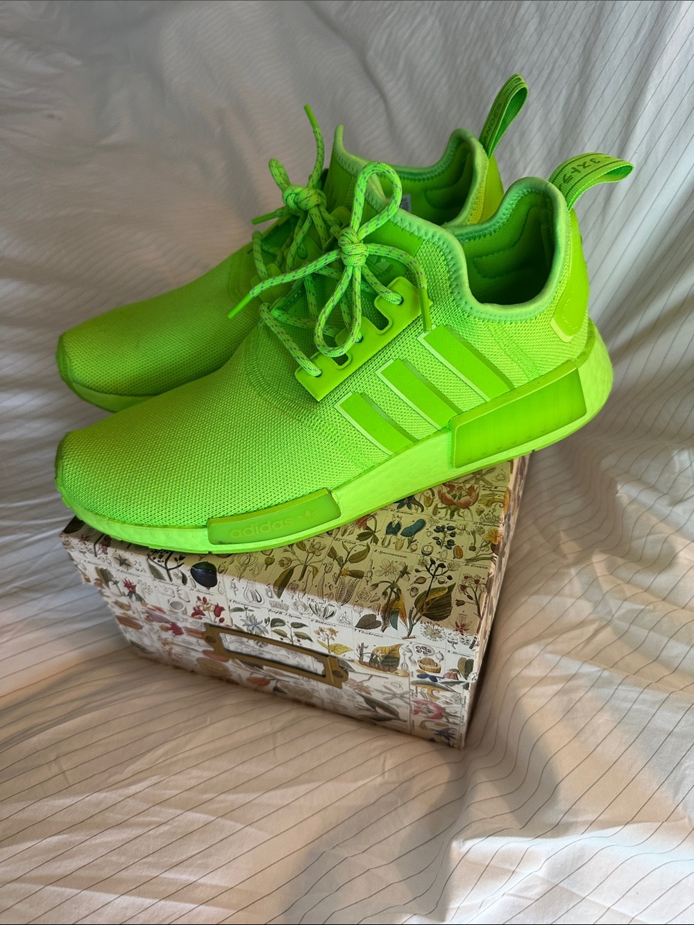 adidas - NMD_R1 Wmns "Solar Green" Neon Sneakers IE7277